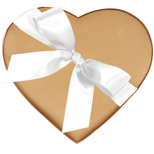 «8 марта» конфеты ручной работы 275г (сердце бежевое)