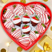 Свежая клубника в шоколаде набор сердце 560г