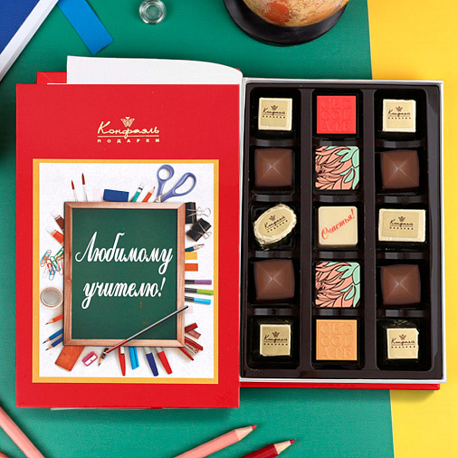 "Учителю" книга с шоколадными конфетами 140г