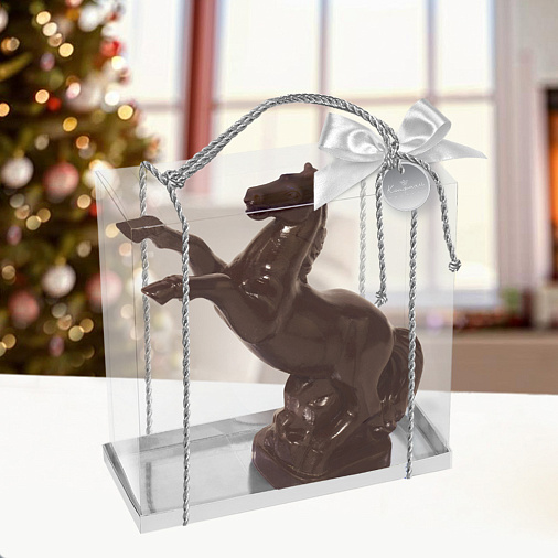 "Конь на дыбах" скульптура шоколад молочный 750г