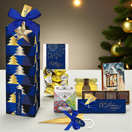 Новогодний набор: конфетами ассорти, мармелад, драже, чай 505г