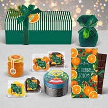 Новогодний набор шоколада и конфет: драже, ассорти, цукаты, варенье, чай 720г