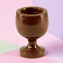 "Рюмка" скульптура молочный шоколад