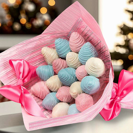 Свежая клубника в шоколаде букет 760г розовый